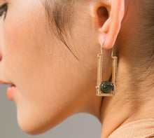 Load image into Gallery viewer, Hanmade Floating Geometric Stone Earrings